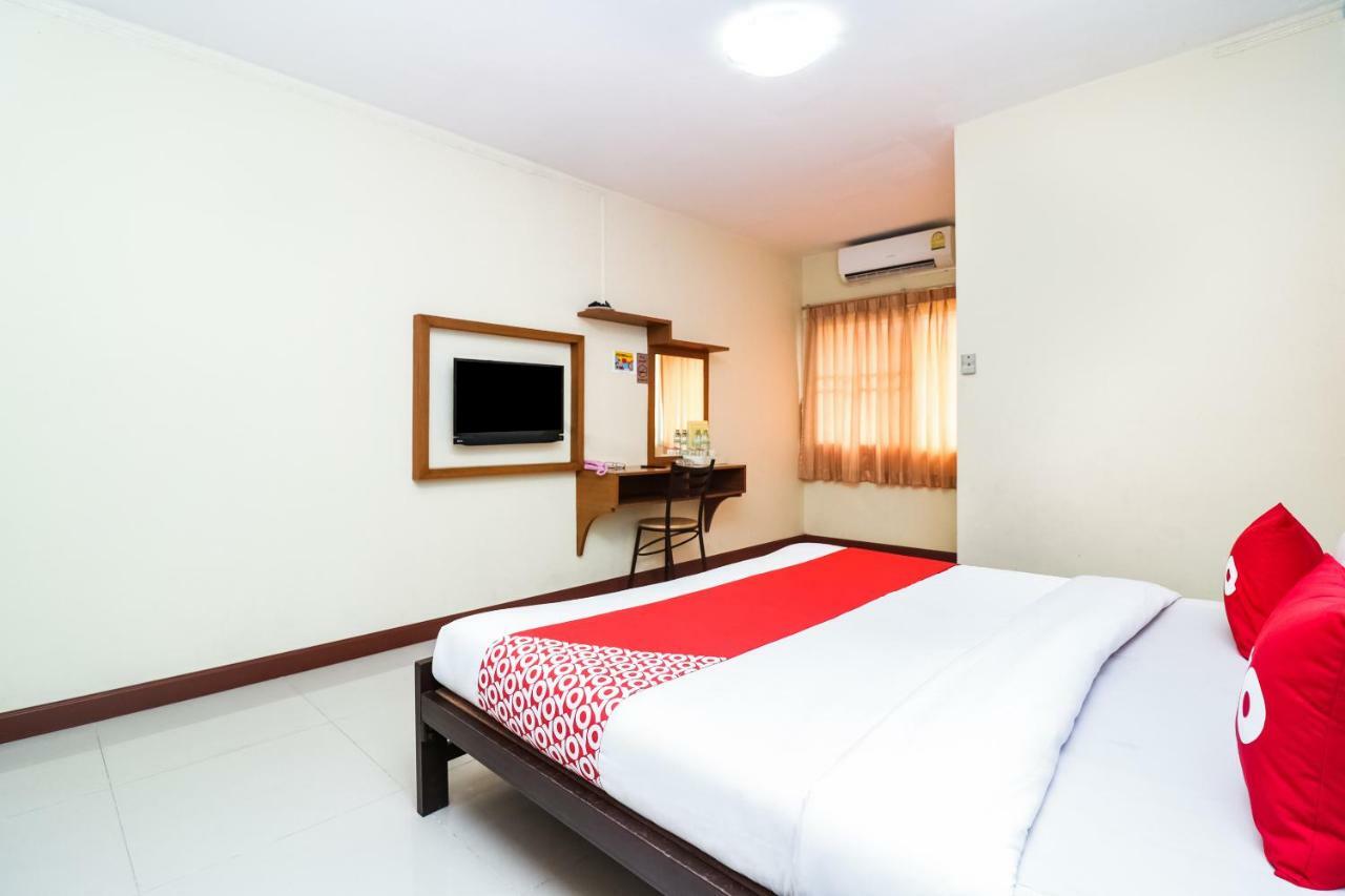 Oyo 237 Thitikorn Grandview Hotel Ban Pak Khlong Si Exterior foto
